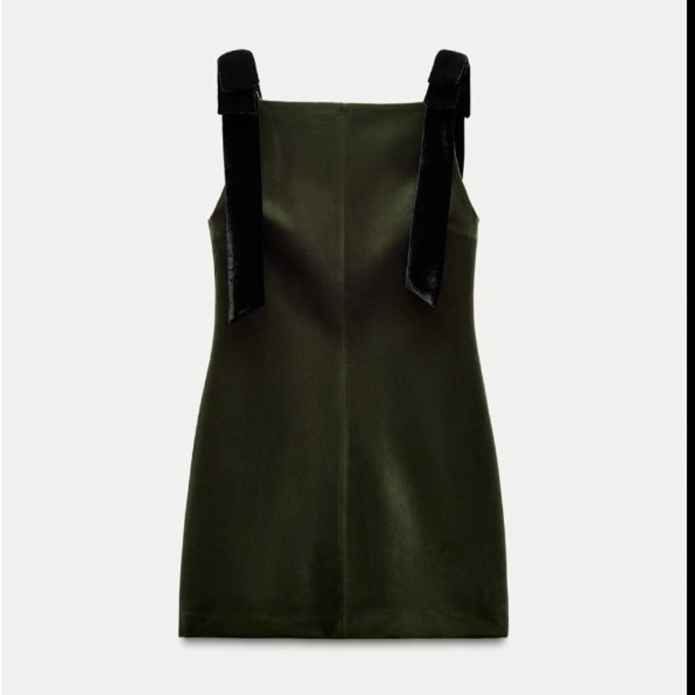 Velvet bow dress